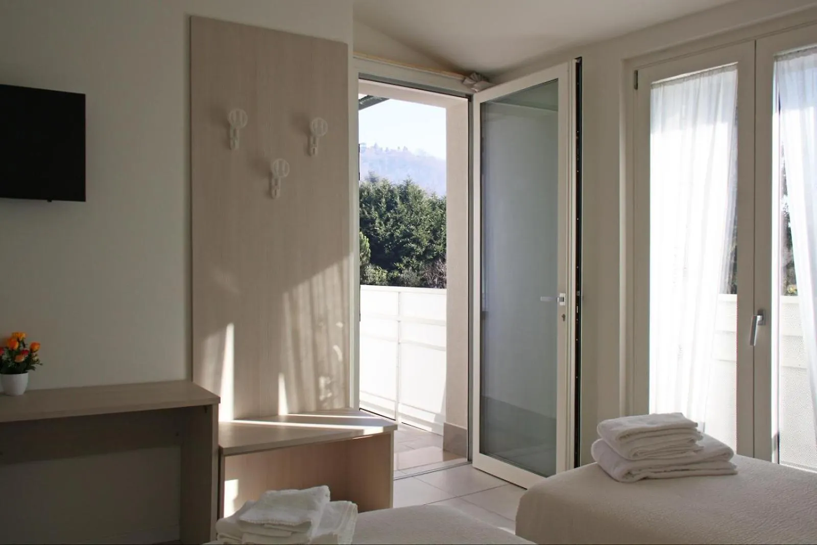 Cav San Michele Bed & Breakfast Missaglia 0*,